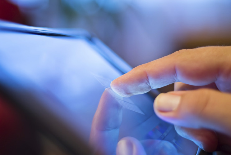 Vinger op ipad