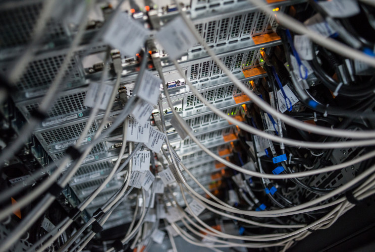 Kabels in supercomputer