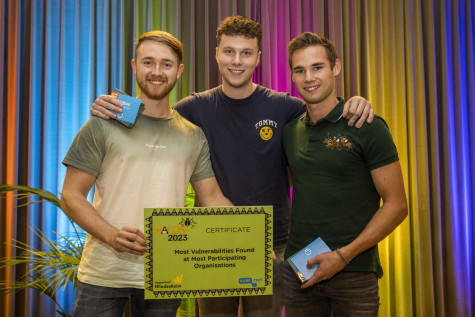 3 mensen winnen certificaat