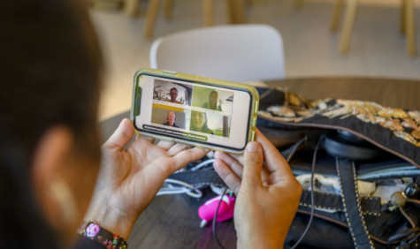 Online vergaderen vanaf een mobiele telefoon