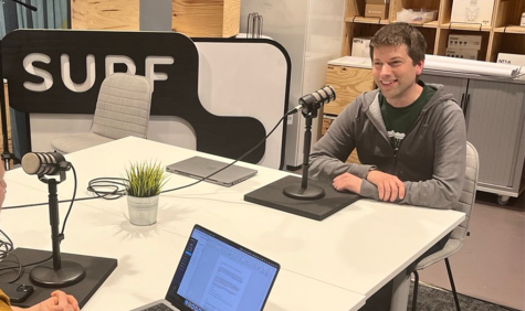 podcastopname in de SURFstudio met Niels Weijers en Joeri de Ruiter