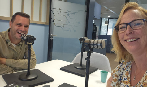 podcastopname met Estella Griffioen en Huib Langenberg