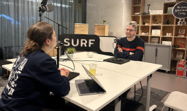 podcastopname in de SURFstudio met Eva van Dam en Jelmer de Ronde