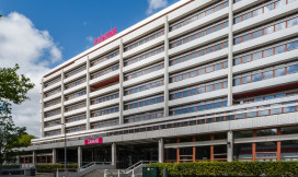 Vooraanzicht Zadkine gebouw