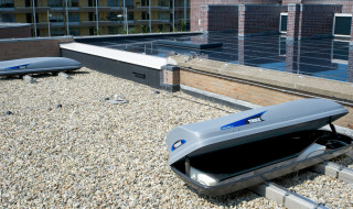 HiSPARC detectoren in skiboxen op dak