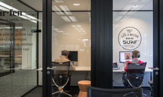 SURF medewerkers aan het werk