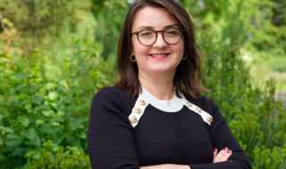 Portret Zerrin Yumak