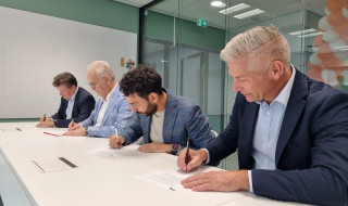 Ondertekening aanbesteding ict hardware