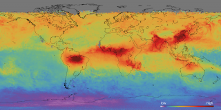 Koolmonoxideconcentraties in de atmosfeer, gemeten door Tropomi