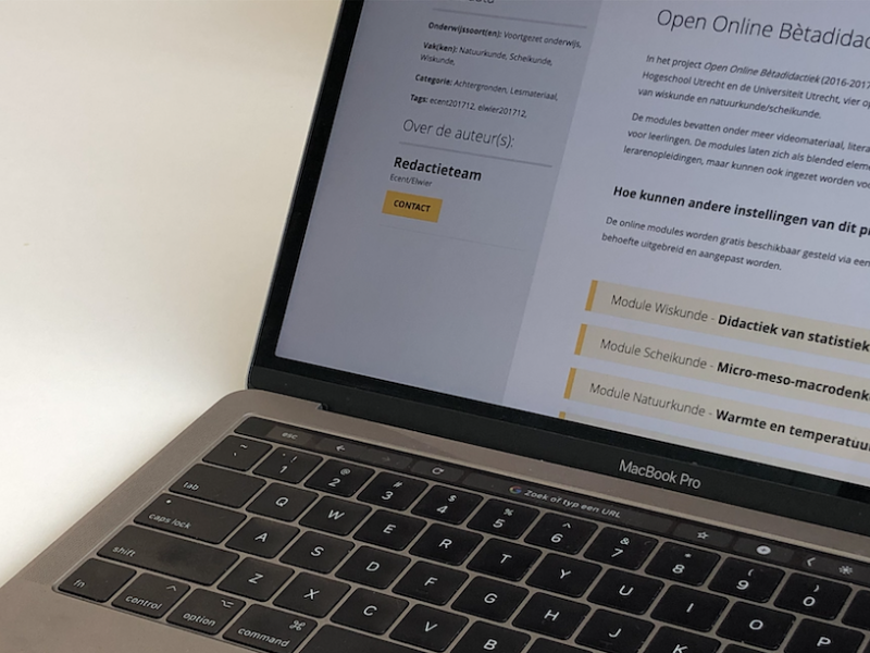 Laptop met scherm open op pagina Open online Betadidactiek