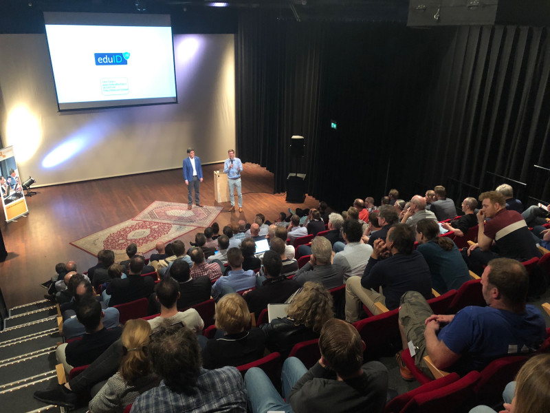 beeld uit de zaal