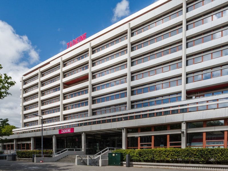 Vooraanzicht Zadkine gebouw